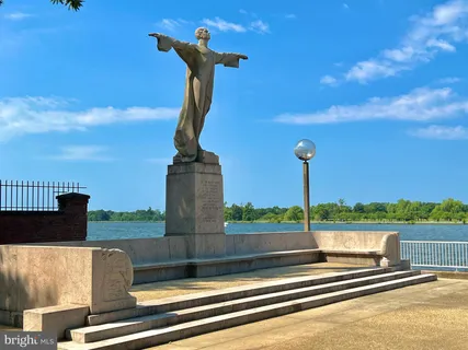 $225,000 | 430 M Street Southwest, Unit N502, Washington, DC 20024