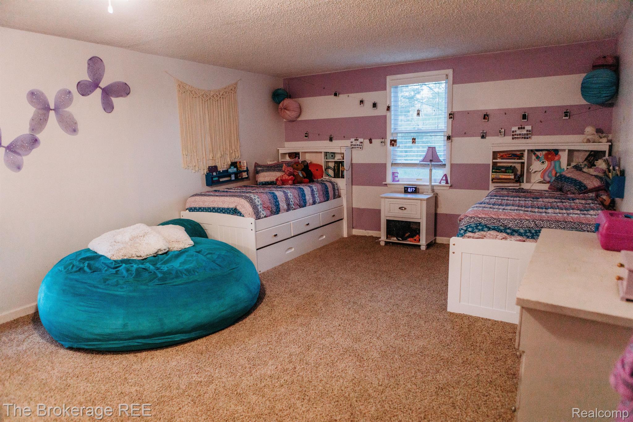 1245 Hill Road White Lake, MI 48383 - Photo 13 of 21 Large second bedroom