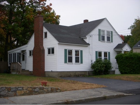 699 Cilley Road Manchester, NH 03103 - Photo 1 of 1