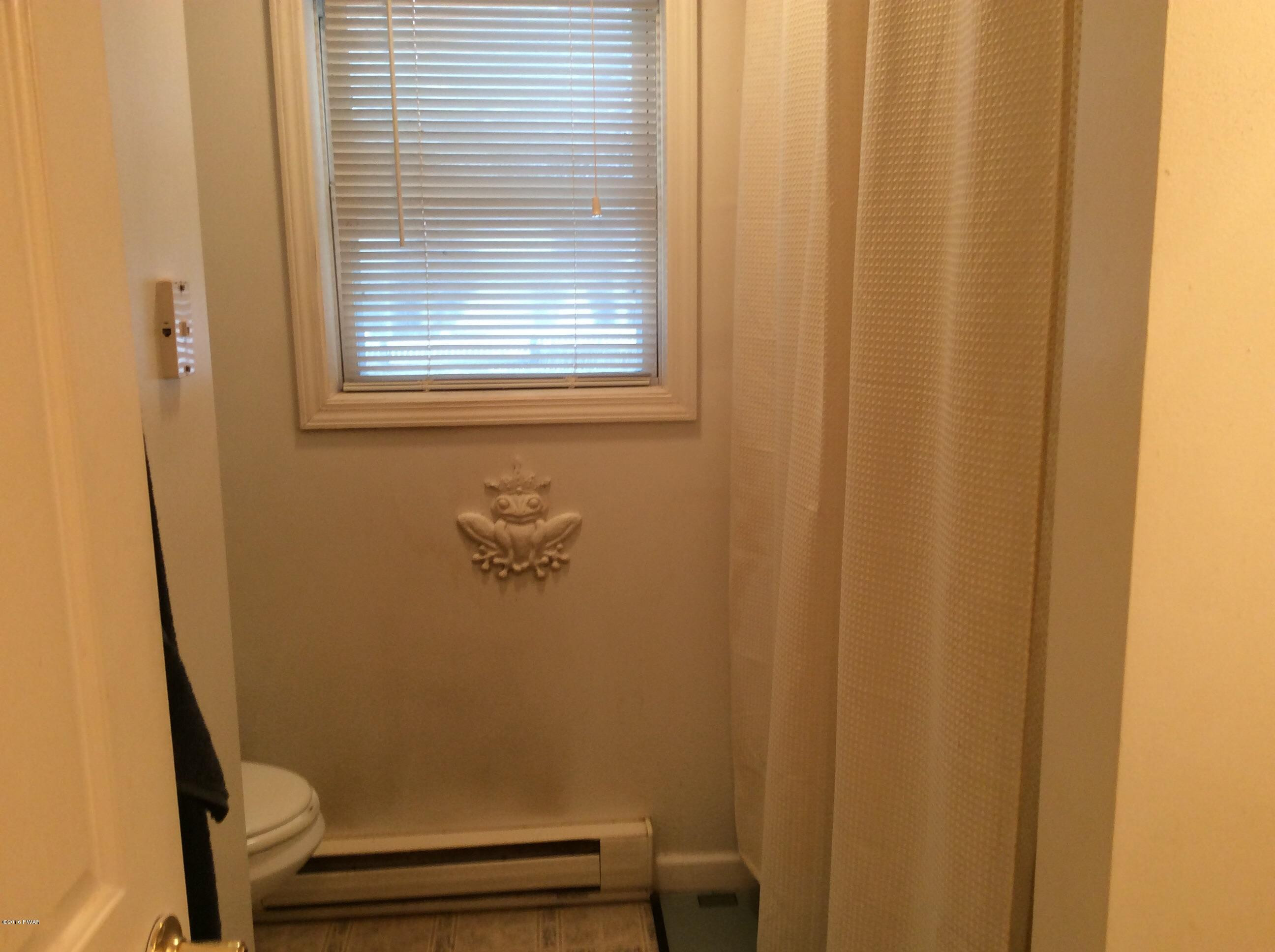 502 9th Street Matamoras, PA 18336 - Photo 12 of 51