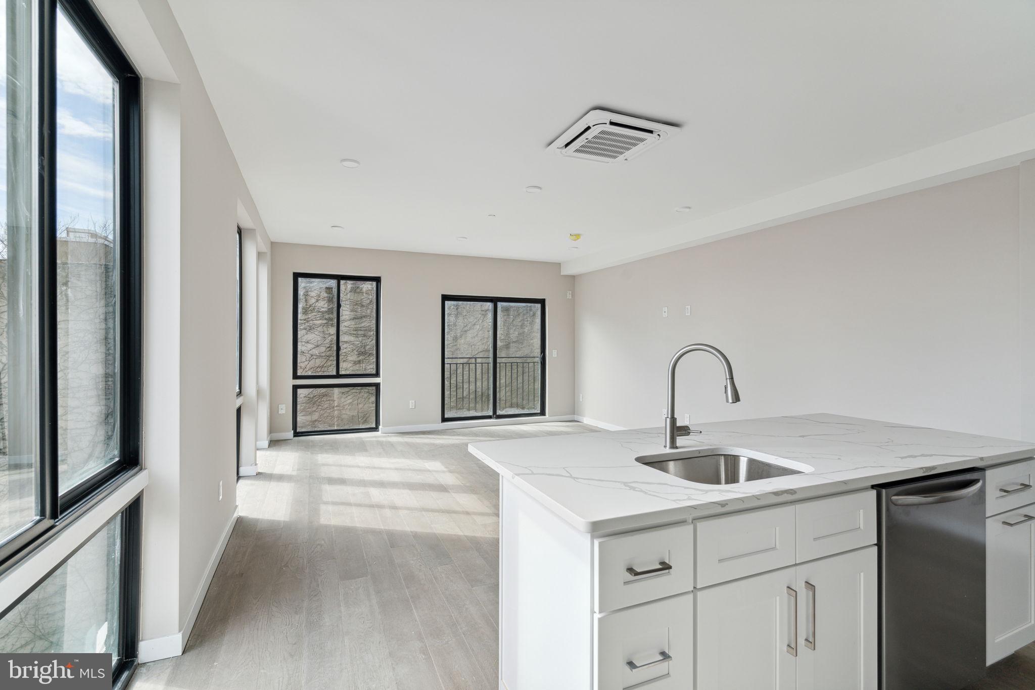 1648-50 Ridge Avenue, Unit 402 Philadelphia, PA 19130 - Photo 13 of 23 Gallery Image 13