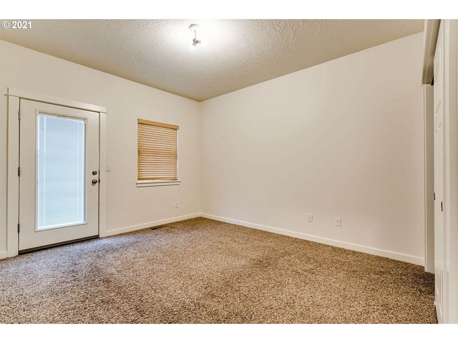 84989 Ridgeway Road Pleasant Hill, OR 97455 - Photo 26 of 31 Gallery Image 26