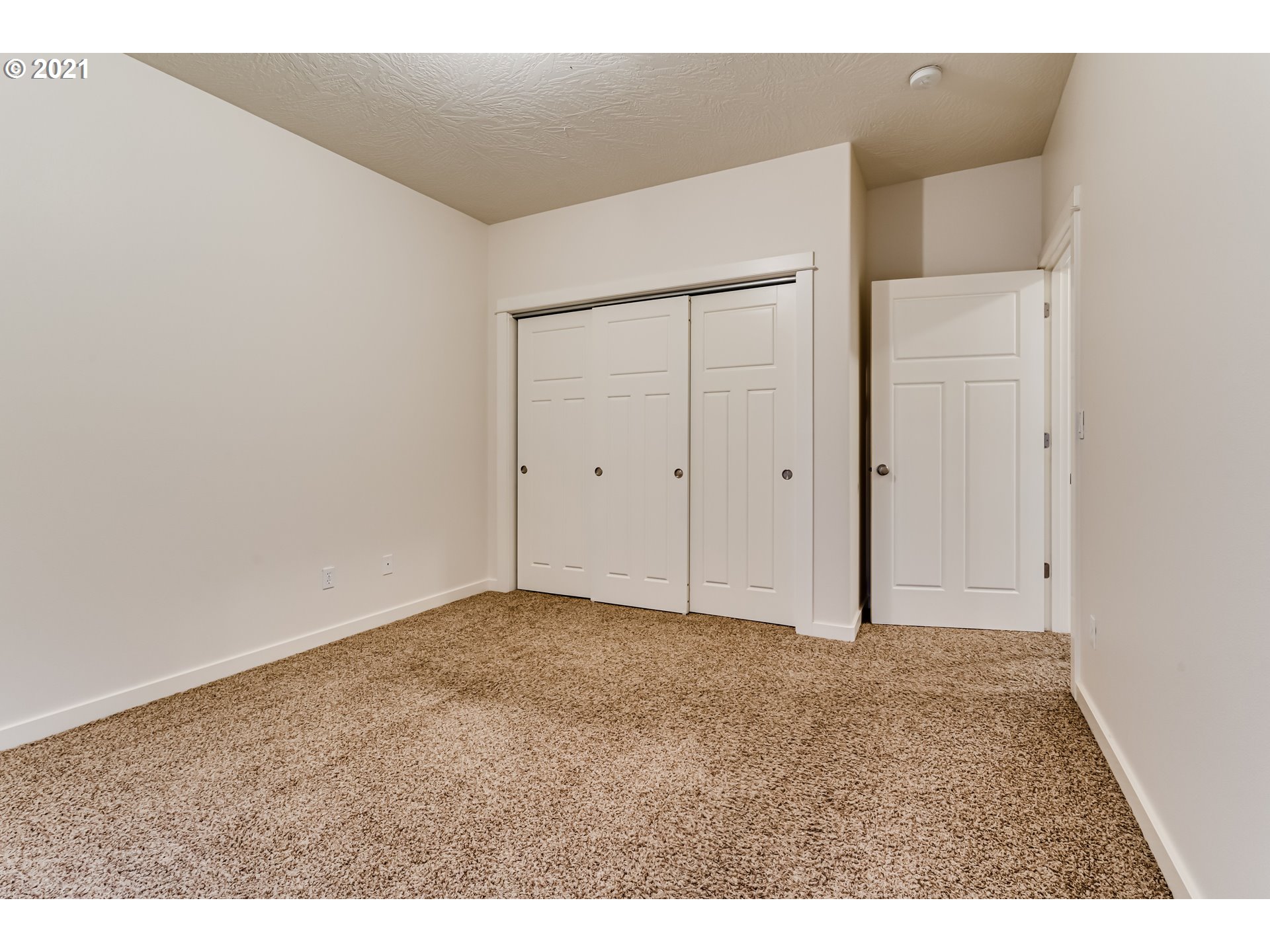 84989 Ridgeway Road Pleasant Hill, OR 97455 - Photo 27 of 31 Gallery Image 27