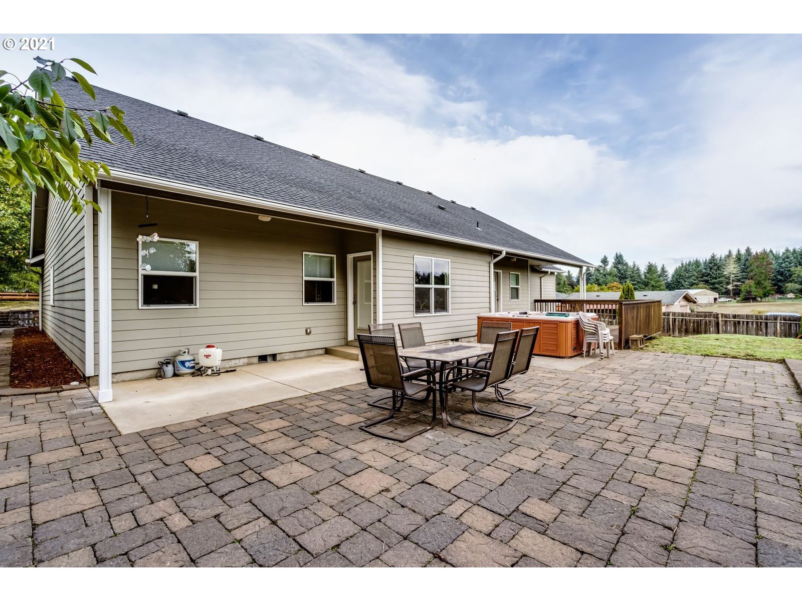 84989 Ridgeway Road Pleasant Hill, OR 97455 - Photo 29 of 31 Gallery Image 29
