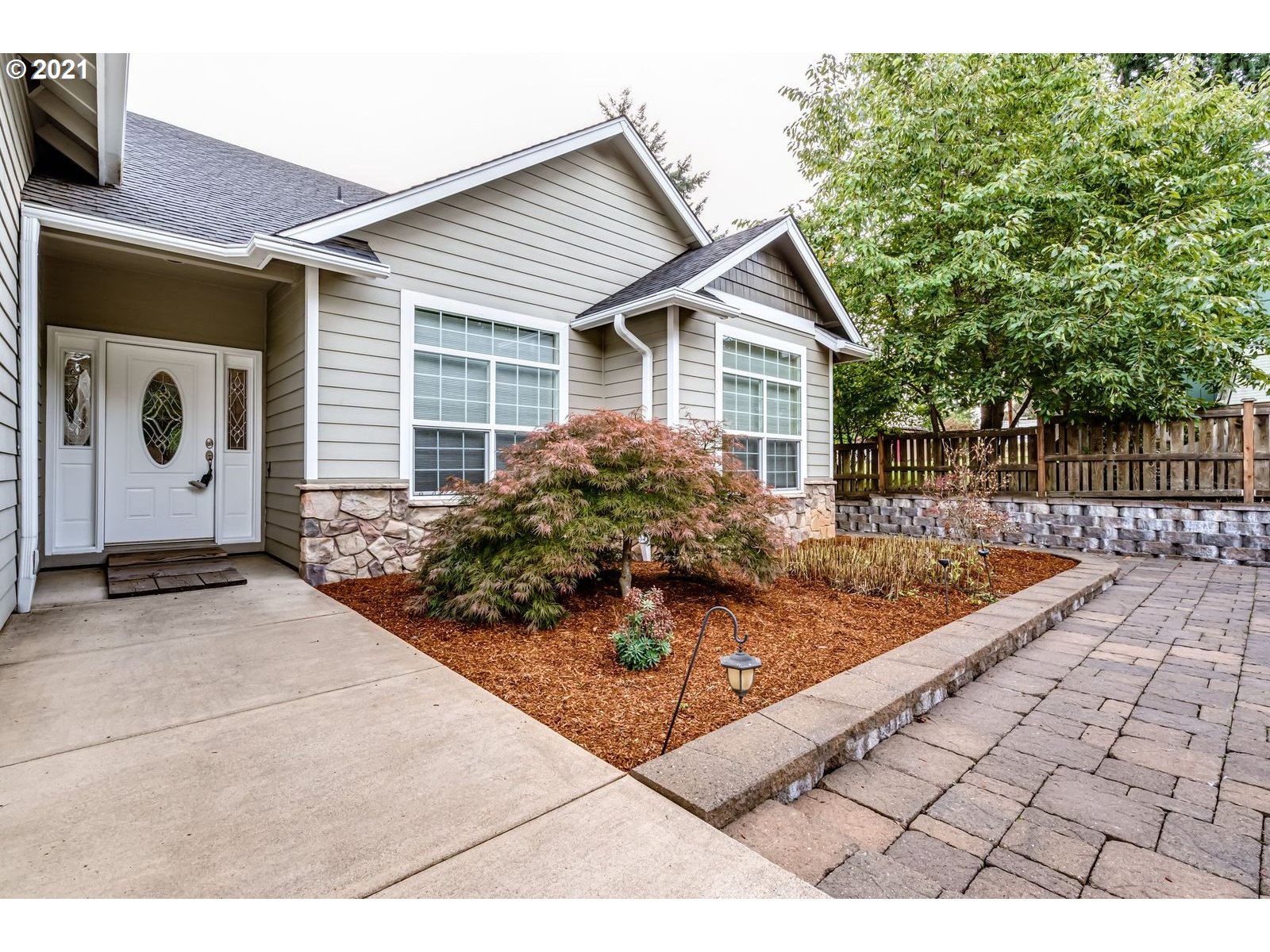 84989 Ridgeway Road Pleasant Hill, OR 97455 - Photo 4 of 31 Gallery Image 4