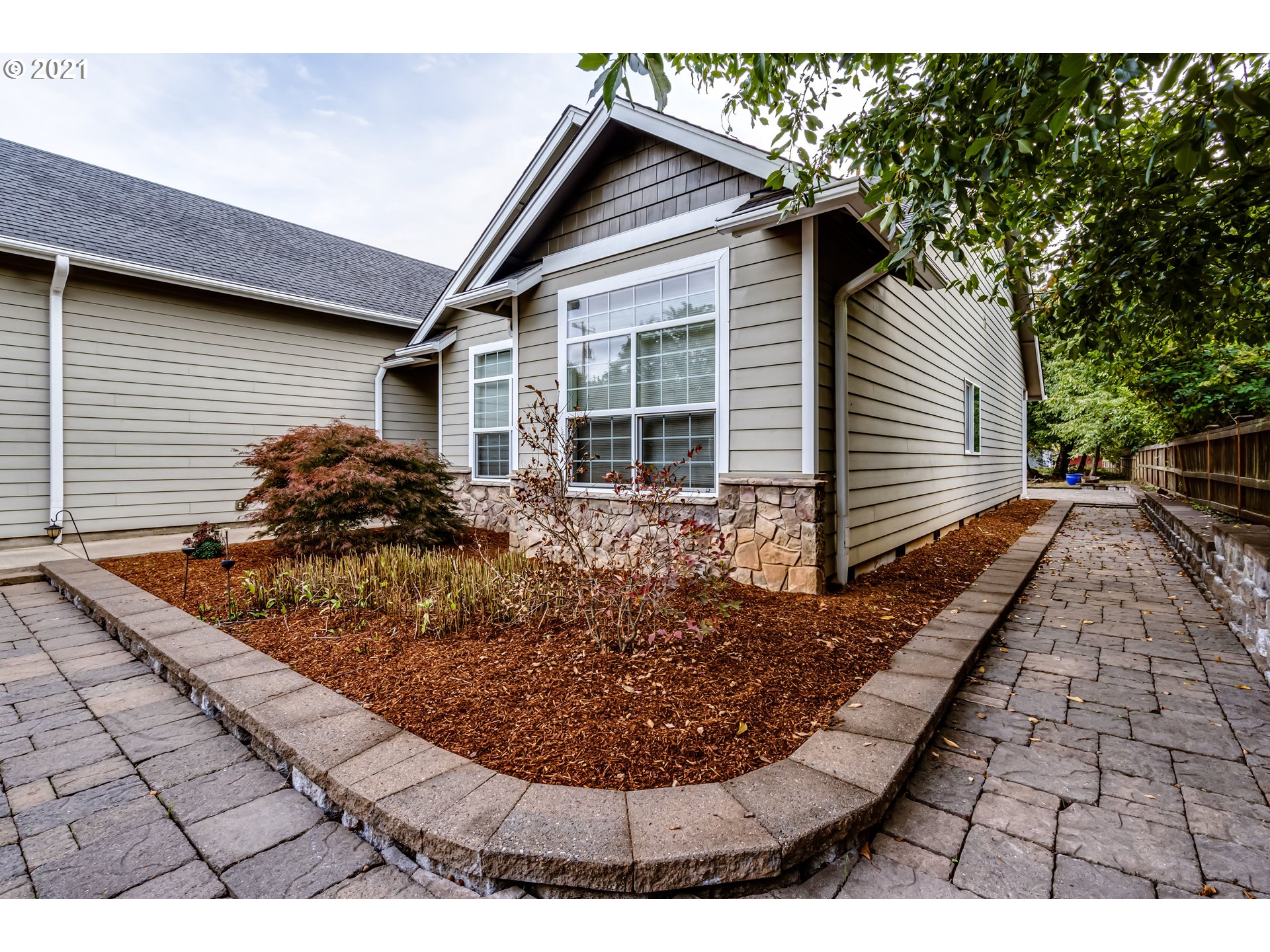 84989 Ridgeway Road Pleasant Hill, OR 97455 - Photo 5 of 31 Gallery Image 5