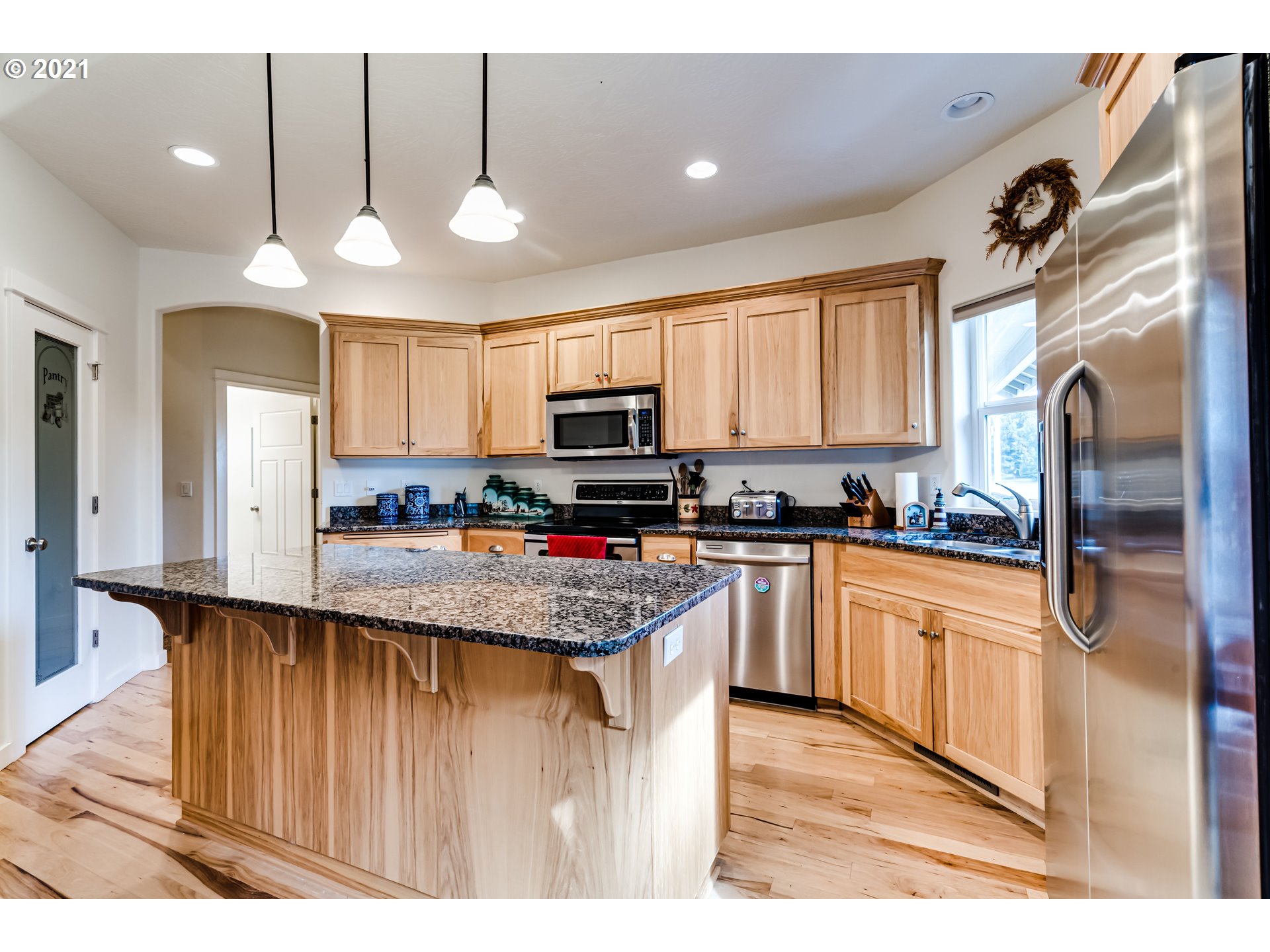 84989 Ridgeway Road Pleasant Hill, OR 97455 - Photo 8 of 31 Gallery Image 8
