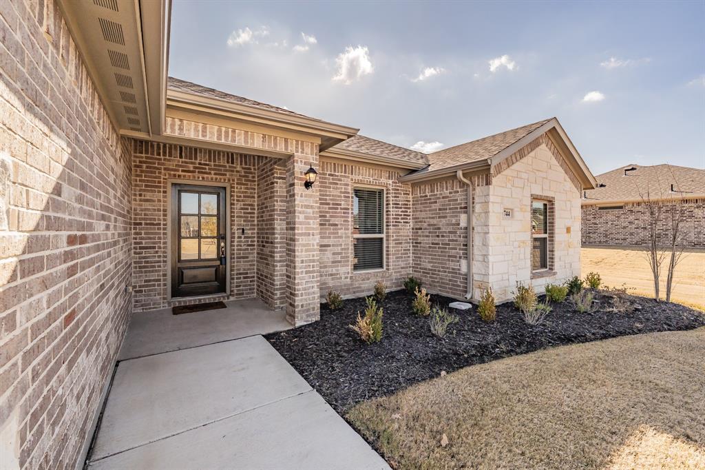 744 Stone Eagle Drive Azle, TX 76020 - Photo 2 of 40