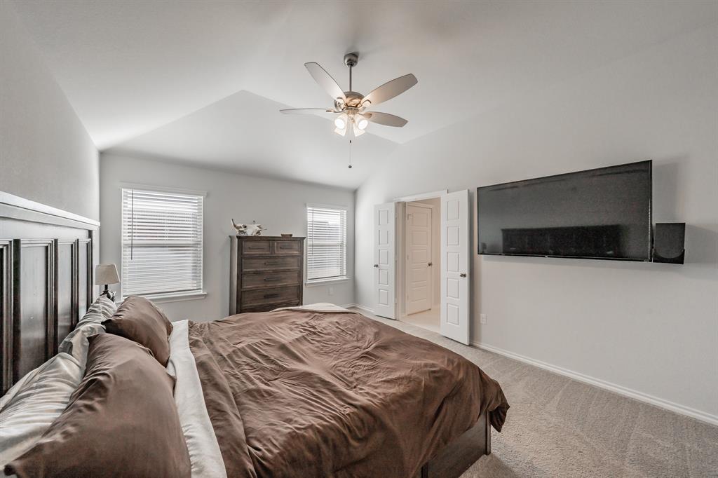 744 Stone Eagle Drive Azle, TX 76020 - Photo 21 of 40