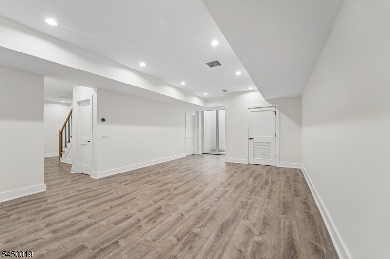 54 Martin Road Livingston, NJ 07039 - Photo 45 of 48