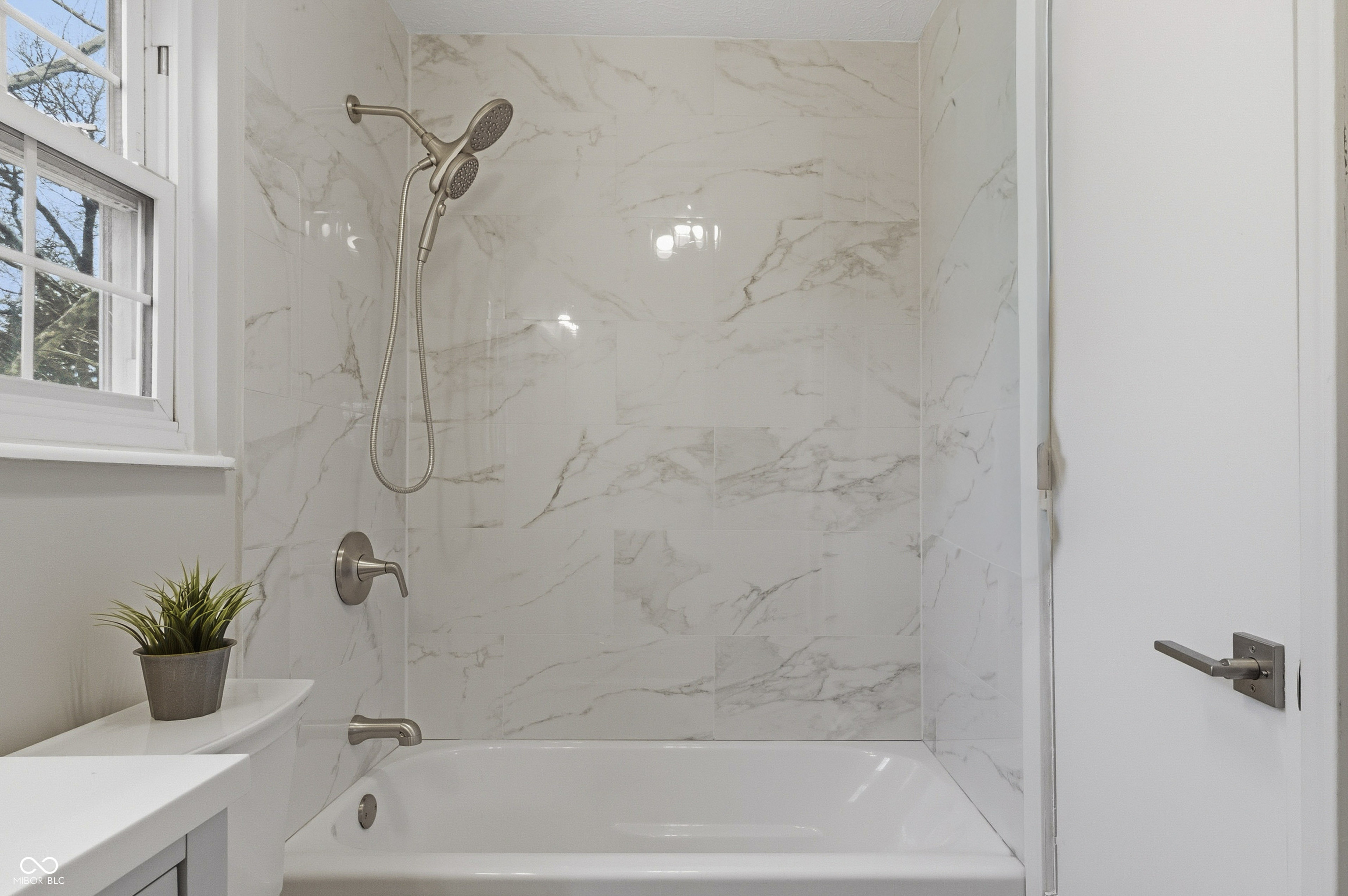 9802 Hamilton Hills Lane Fishers, IN 46038 - Photo 24 of 34