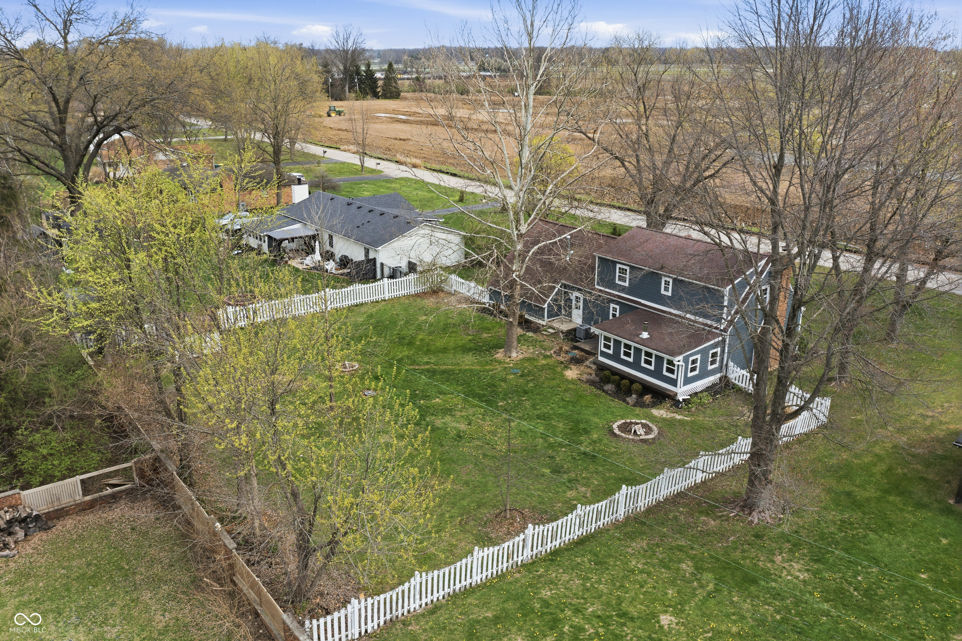 9802 Hamilton Hills Lane Fishers, IN 46038 - Photo 3 of 34