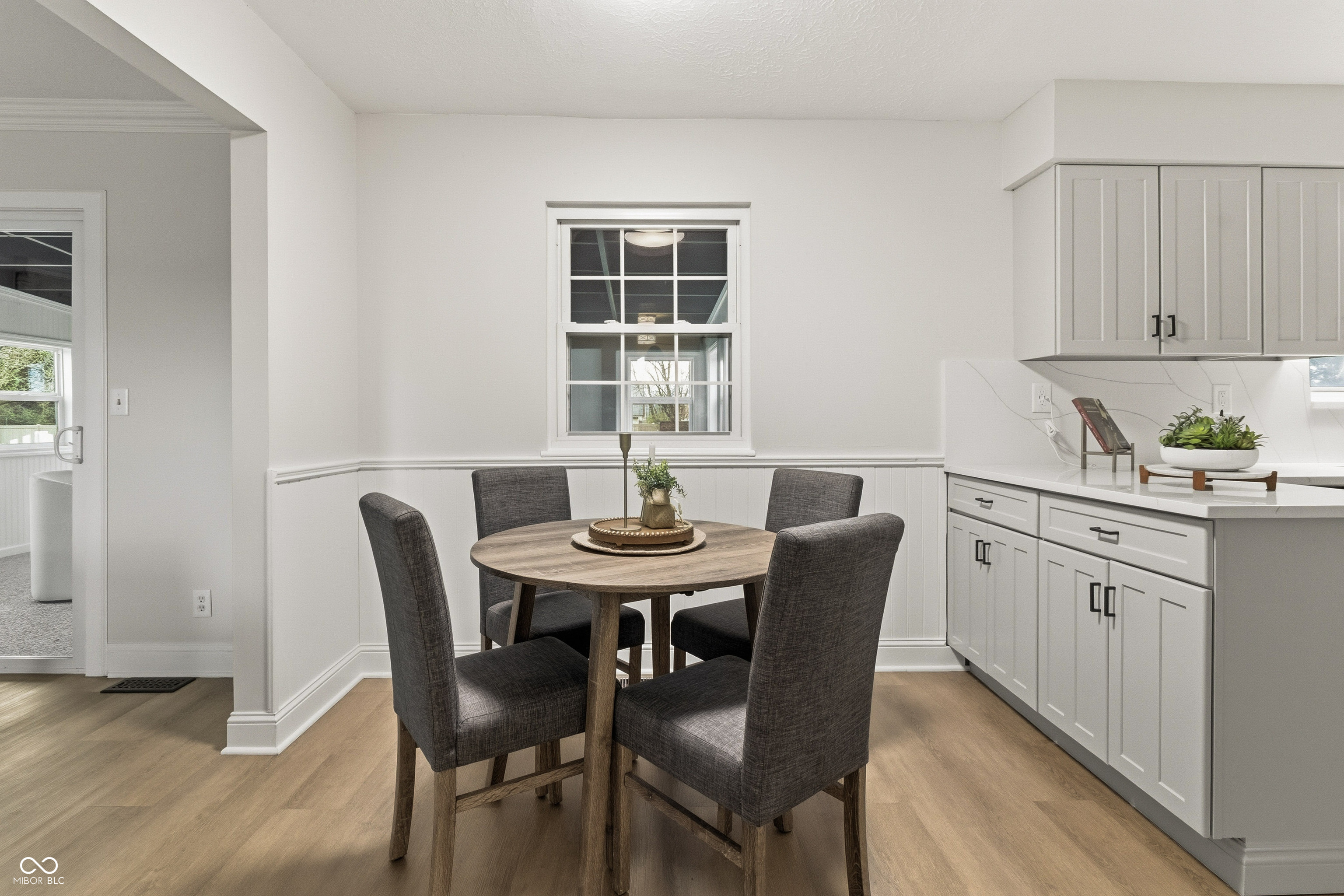 9802 Hamilton Hills Lane Fishers, IN 46038 - Photo 10 of 34