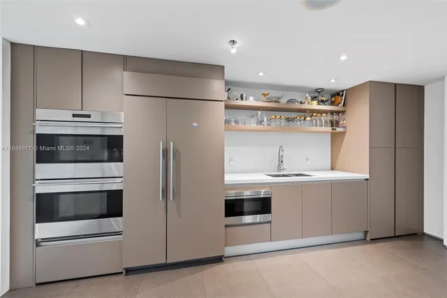 $8,500,000 | 480 Ocean Boulevard, Golden Beach, FL 33160