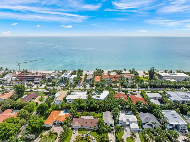 $8,500,000 | 480 Ocean Boulevard, Golden Beach, FL 33160
