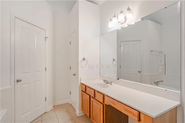 $235,000 | 201 B Libra Avenue, Unit B, Mandeville, LA 70471