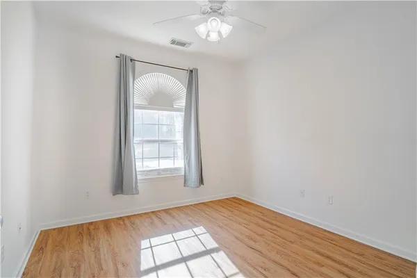 $235,000 | 201 B Libra Avenue, Unit B, Mandeville, LA 70471