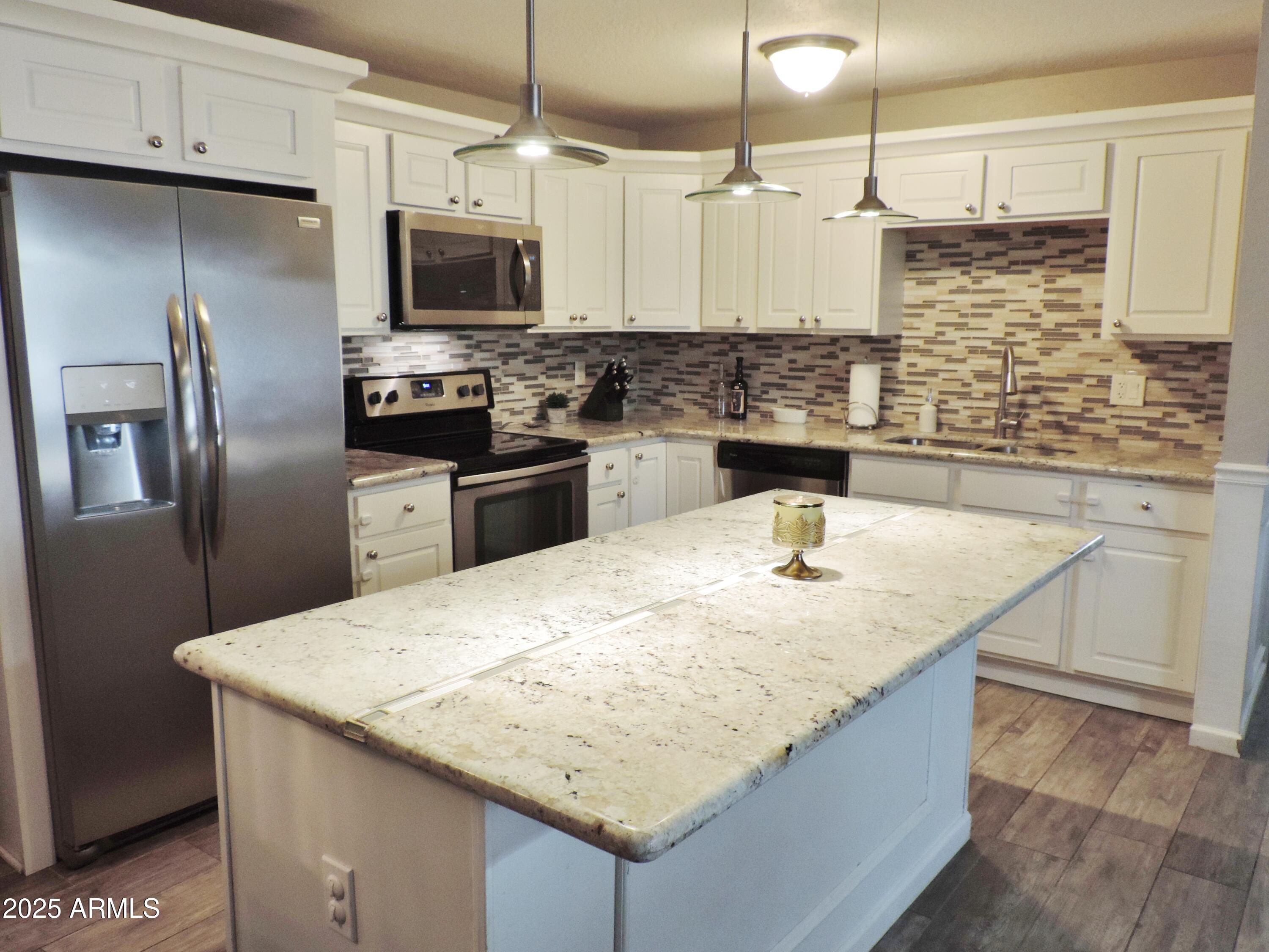 764 North Thunderbird Drive Apache Junction, AZ 85120 - Photo 18 of 74 764 N Thunderbird DR 022