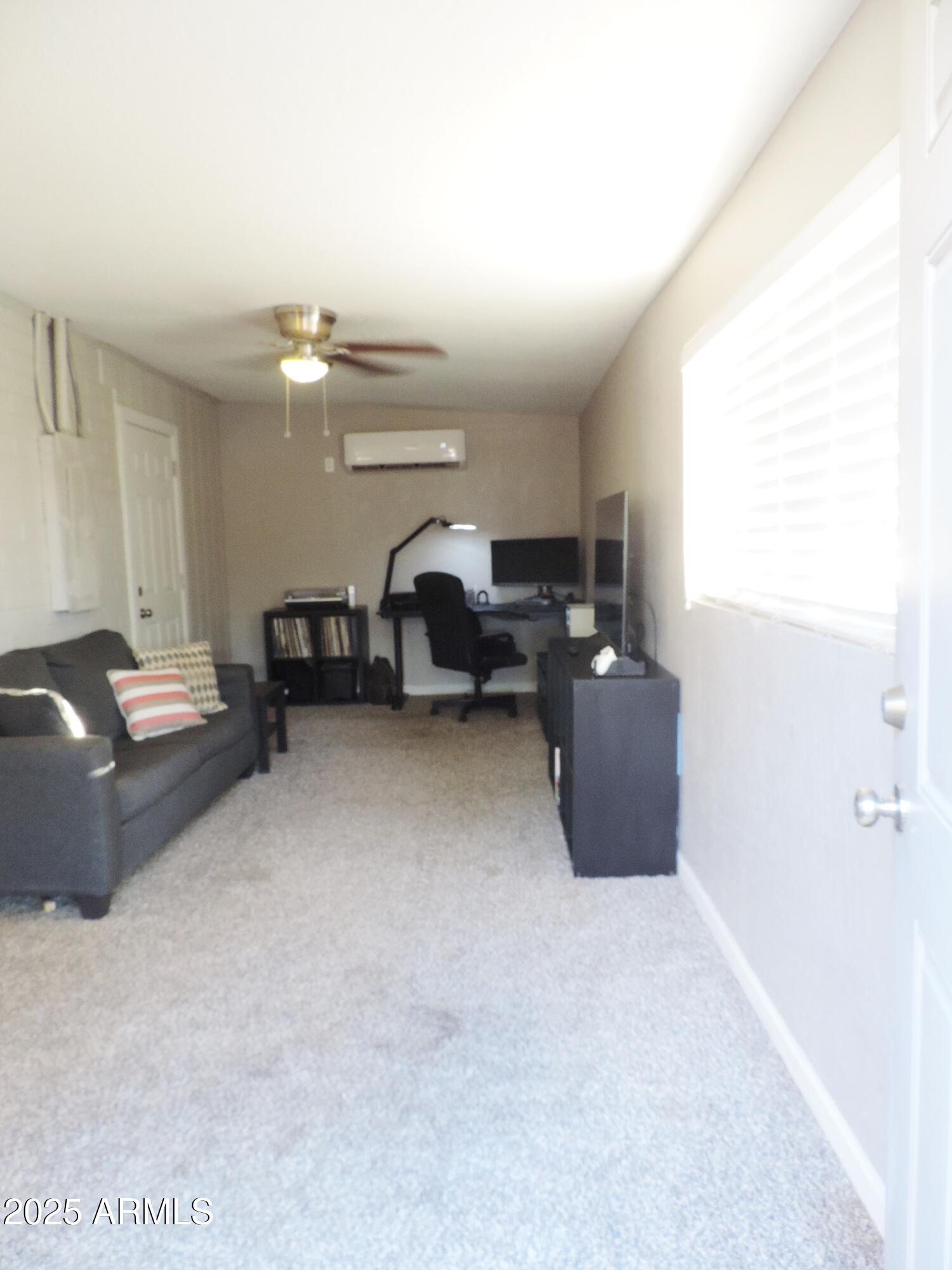 764 North Thunderbird Drive Apache Junction, AZ 85120 - Photo 44 of 74 a living room with furniture