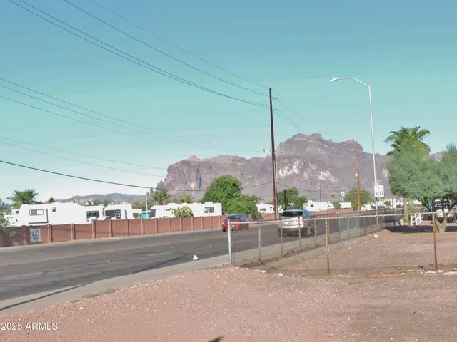 $399,900 | 764 North Thunderbird Drive, Apache Junction, AZ 85120