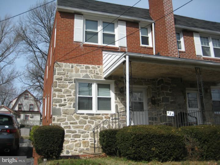 424 East Eagle Road Havertown, PA 19083 - Photo 1 of 17 Exterior