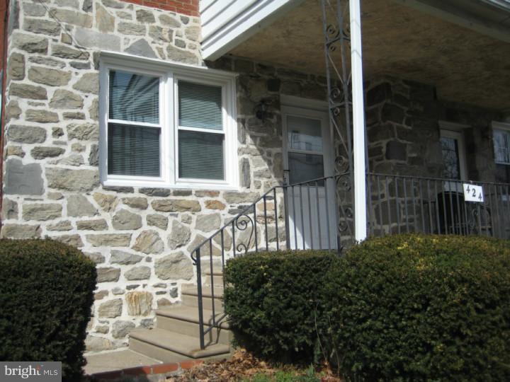 424 East Eagle Road Havertown, PA 19083 - Photo 3 of 17 Exterior Front