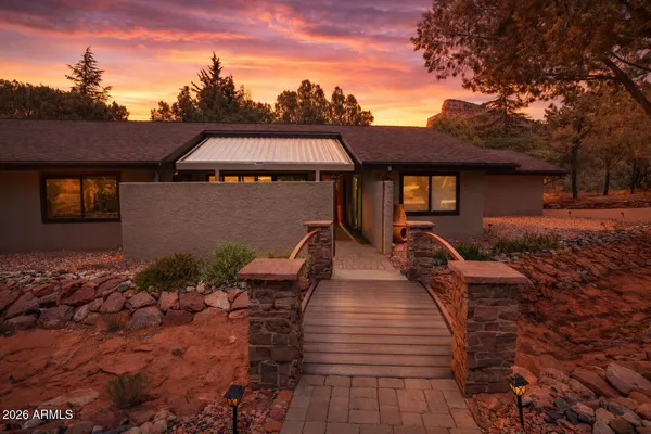 $869,900 | 15 Fawn Spur, Sedona, AZ 86336