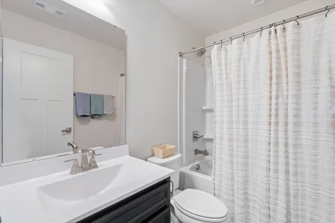 $294,900 | 1125 Riverbrook Drive, Gallatin, TN 37066