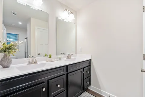 $294,900 | 1125 Riverbrook Drive, Gallatin, TN 37066