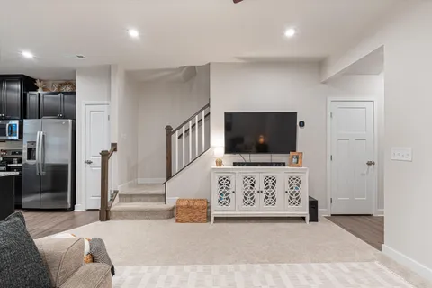 $294,900 | 1125 Riverbrook Drive, Gallatin, TN 37066