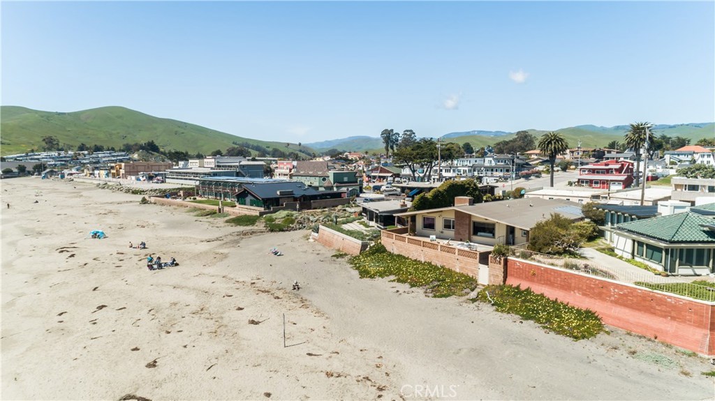 8 Ocean Front Lane, Unit AB Cayucos, CA 93430 - Photo 31 of 36 a view of a lake with outdoor space