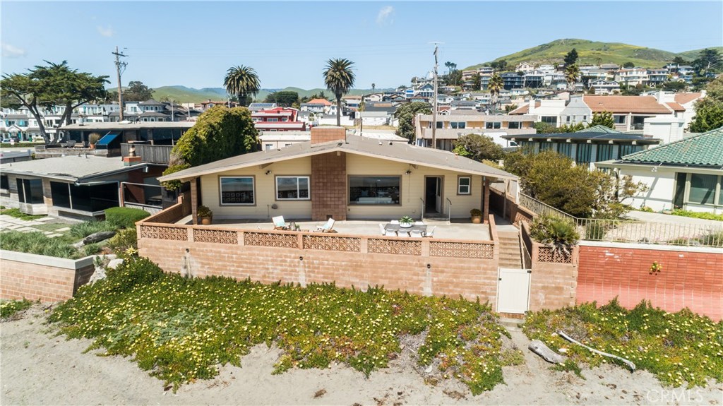 8 Ocean Front Lane, Unit AB Cayucos, CA 93430 - Photo 4 of 36