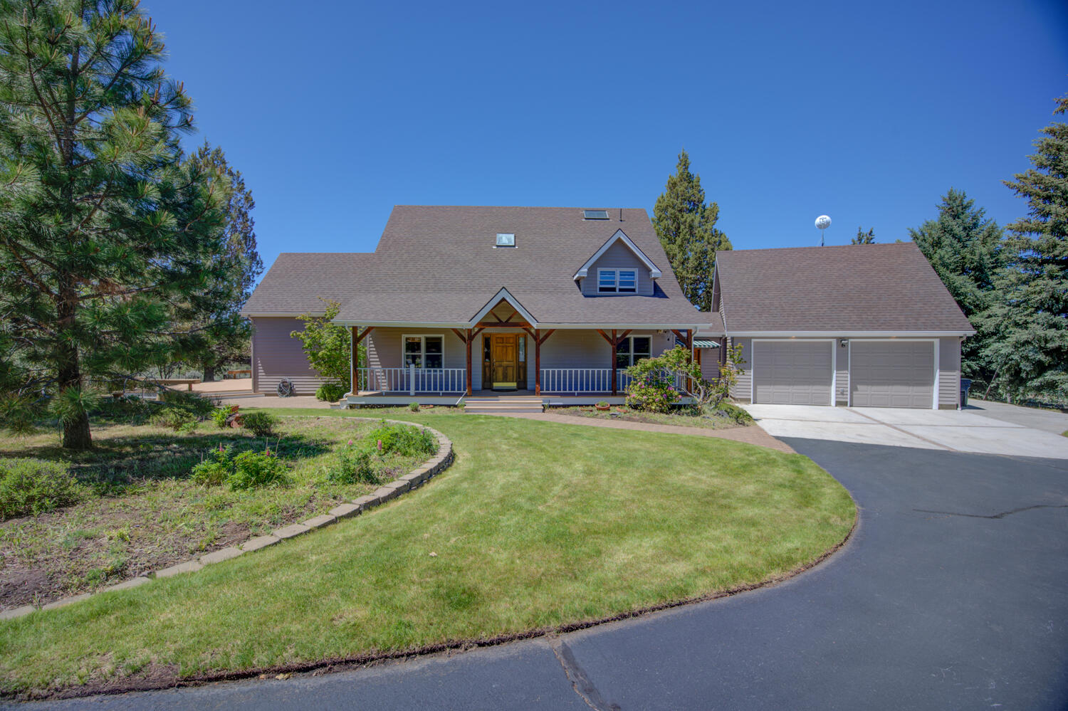 22052 Banff Drive Bend, OR 97702 - Photo 1 of 31 1_front
