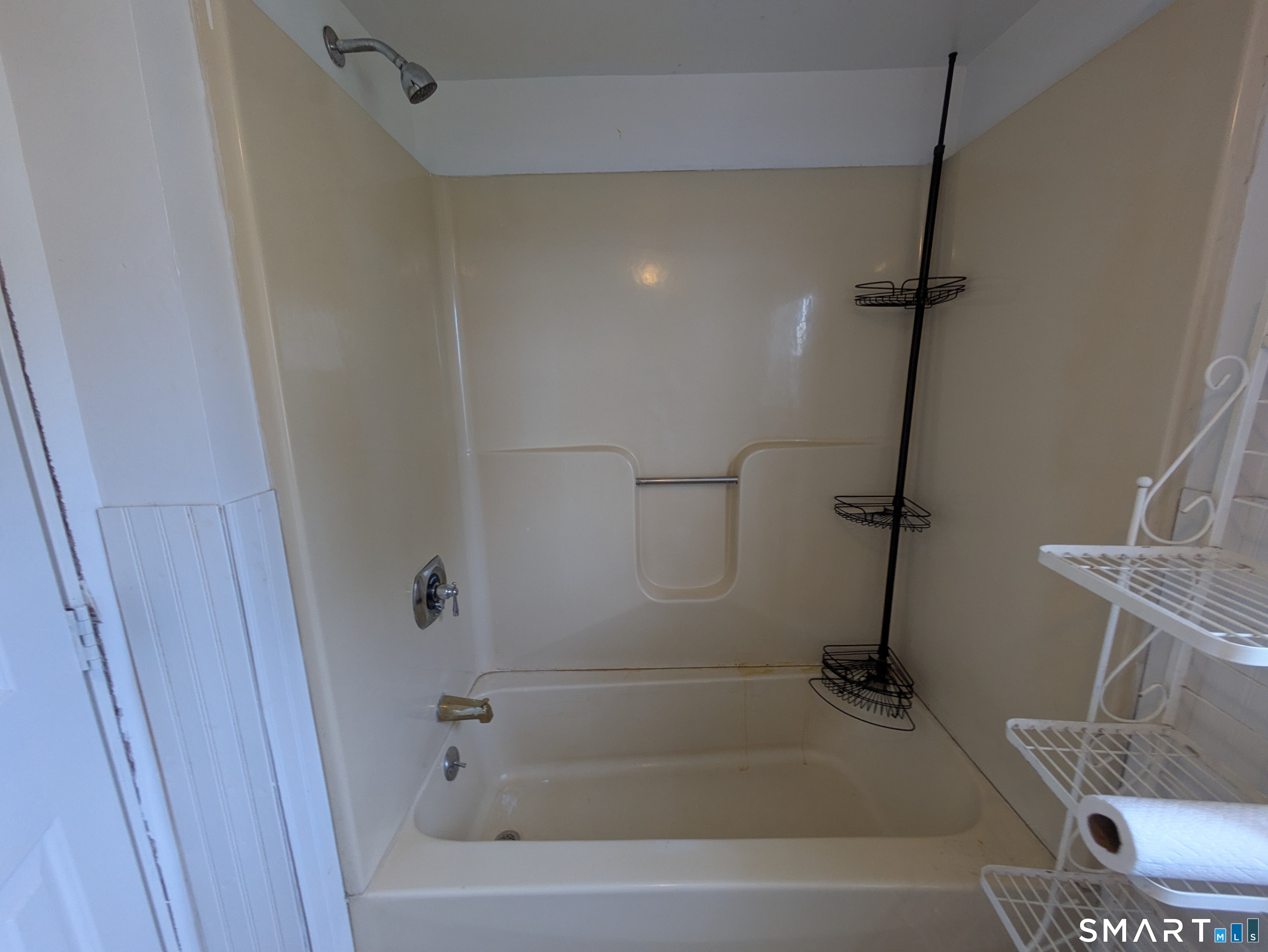 261 Coram Road Shelton, CT 06484 - Photo 21 of 25 Gallery Image 21