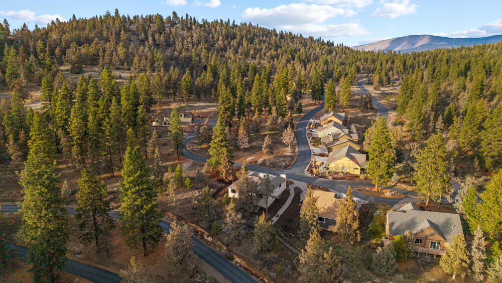 1092 Timber Ridge Loop Klamath Falls, OR 97601 - Photo 22 of 79