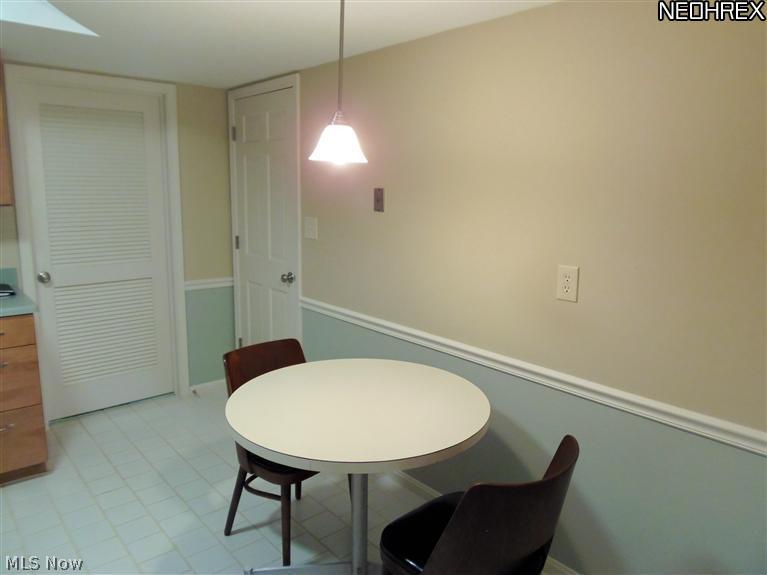2385 Covington Road, Unit 103 Akron, OH 44313 - Photo 4 of 21