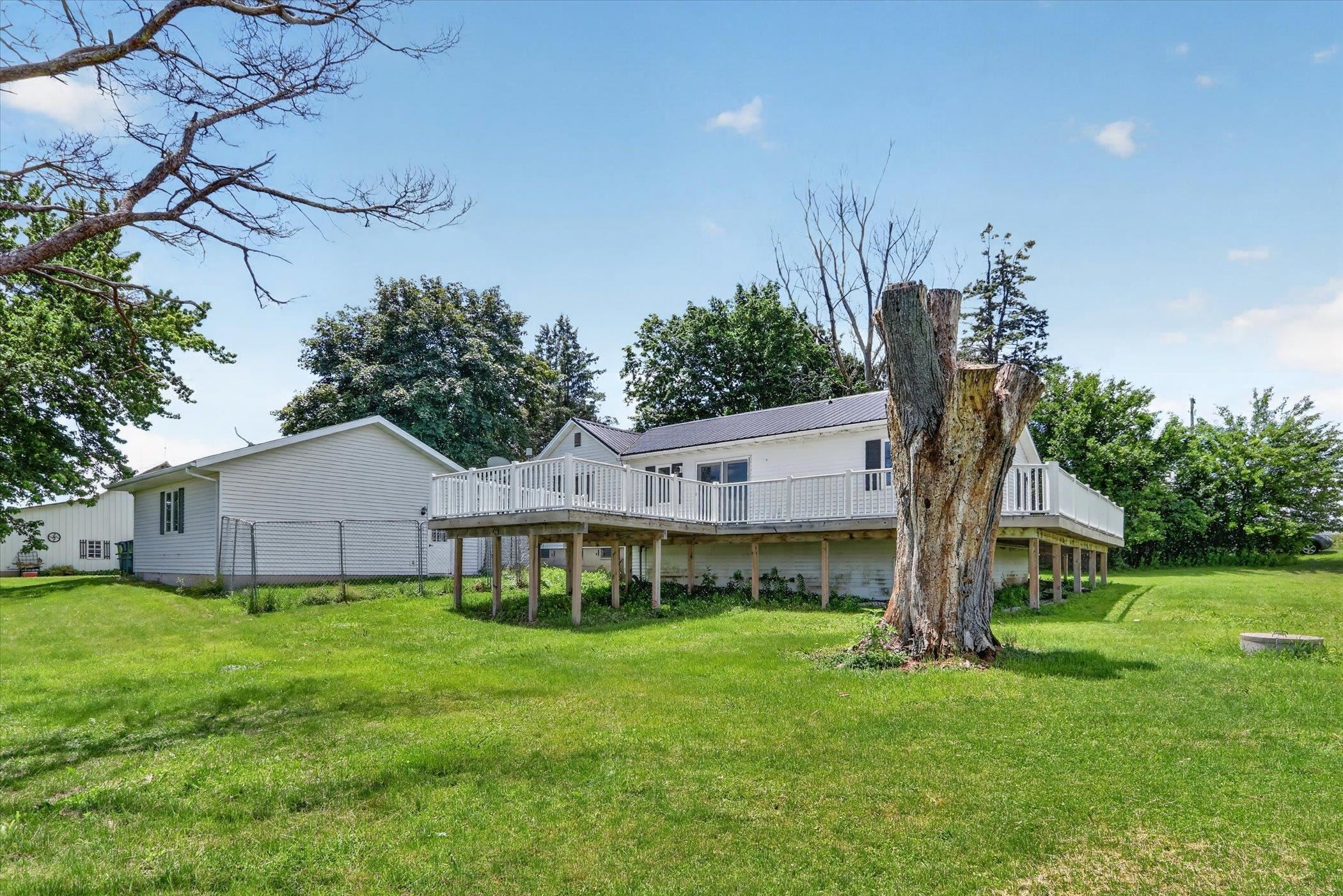 1270 Hillside Road Edgerton, WI 53534 - Photo 47 of 74