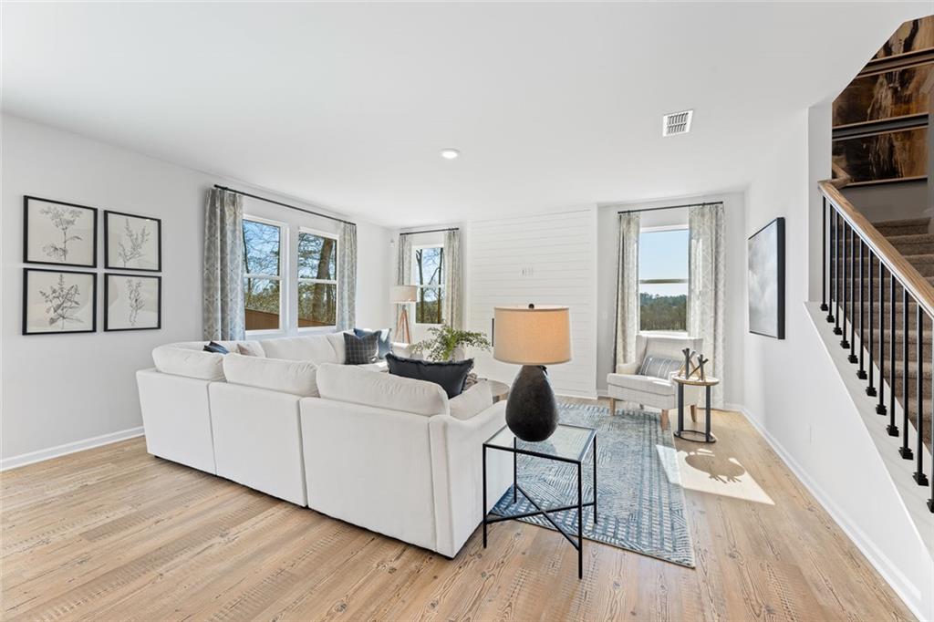 975 Kingsley Way Lithonia, GA 30058 - Photo 4 of 33