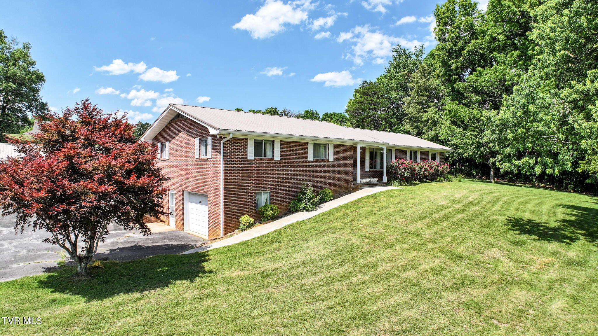 595 East Allens Bridge Road Greeneville, TN 37743 - Photo 1 of 63 1