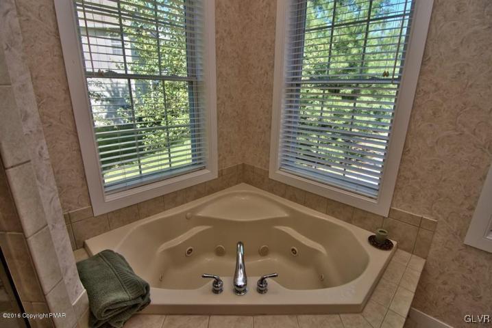 161 Skytop Road Long Pond, PA 18334 - Photo 16 of 47 Gallery Image 16