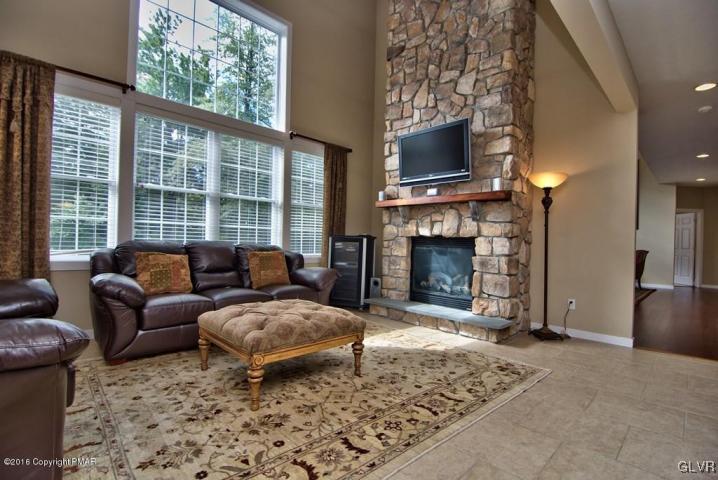 161 Skytop Road Long Pond, PA 18334 - Photo 4 of 47 Gallery Image 4