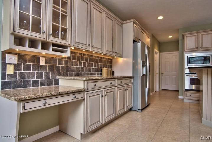 161 Skytop Road Long Pond, PA 18334 - Photo 10 of 47 Gallery Image 10