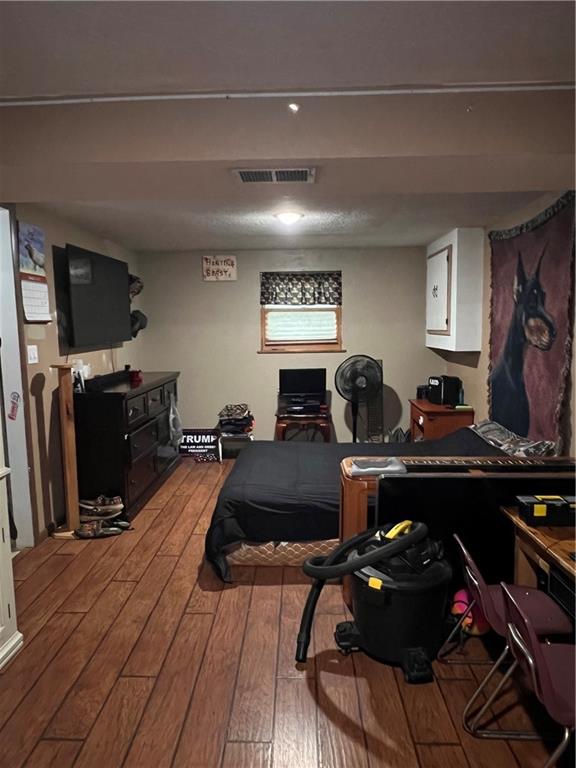 434 Highway 356 Apollo, PA 15613 - Photo 15 of 18 a living room with furniture and a flat screen tv