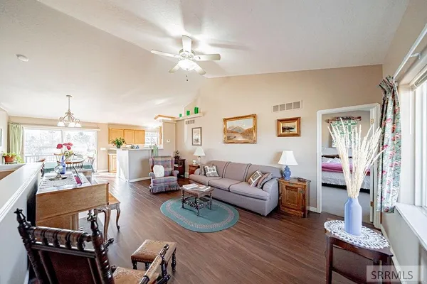 $595,000 | 3930 East 154 North, Rigby, ID 83442