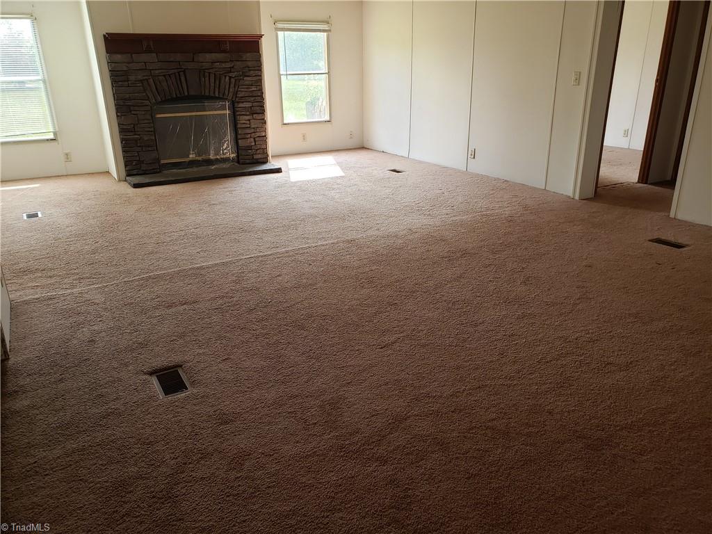 163 Butler Lake Road Reidsville, NC 27320 - Photo 4 of 13 Gallery Image 4
