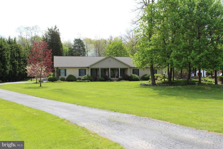 15467 Falling Waters Road Williamsport, MD 21795 - Photo 2 of 30 Exterior (Front)