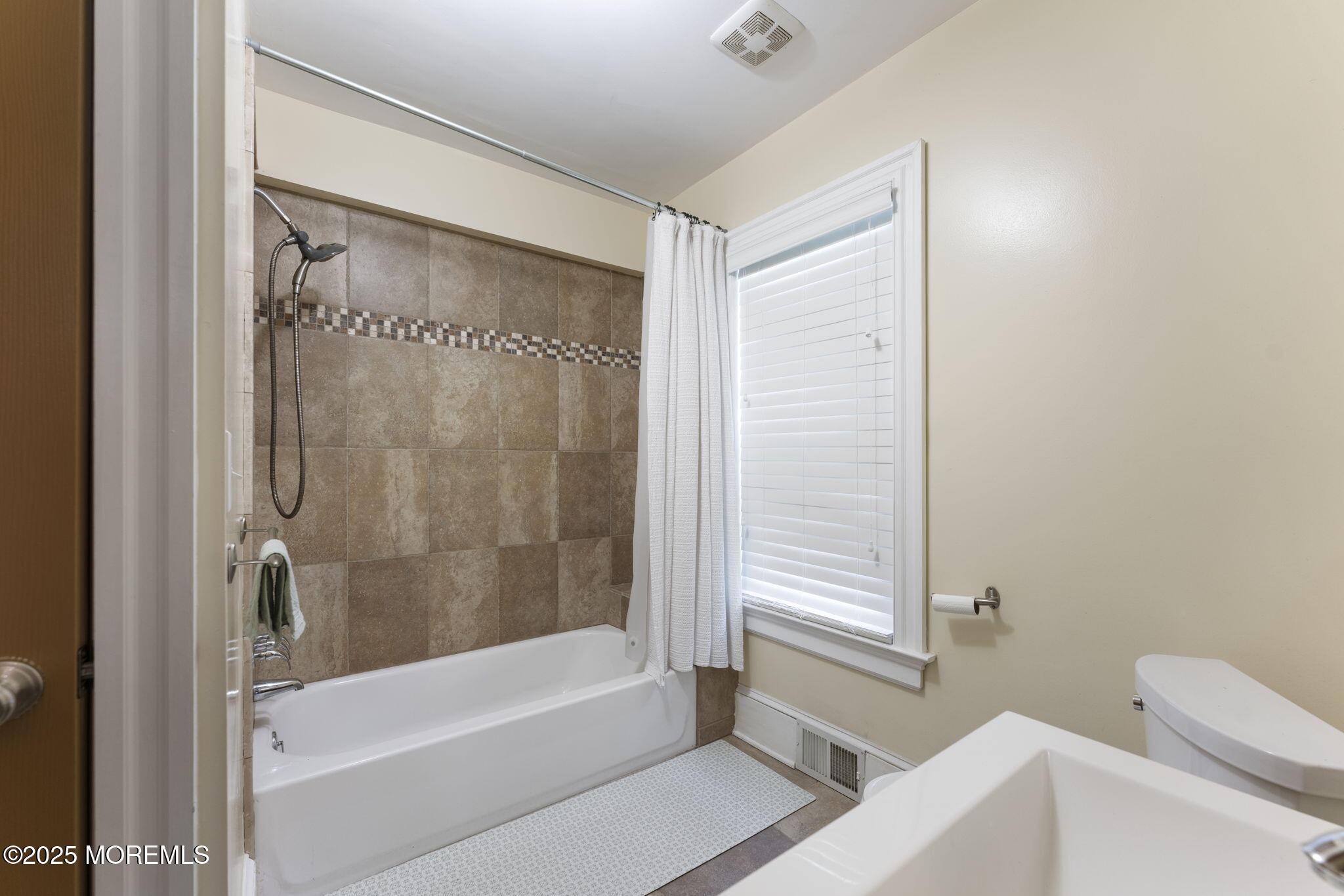 104 South Street Eatontown, NJ 07724 - Photo 14 of 43 13-web-or-mls-_DSC9917