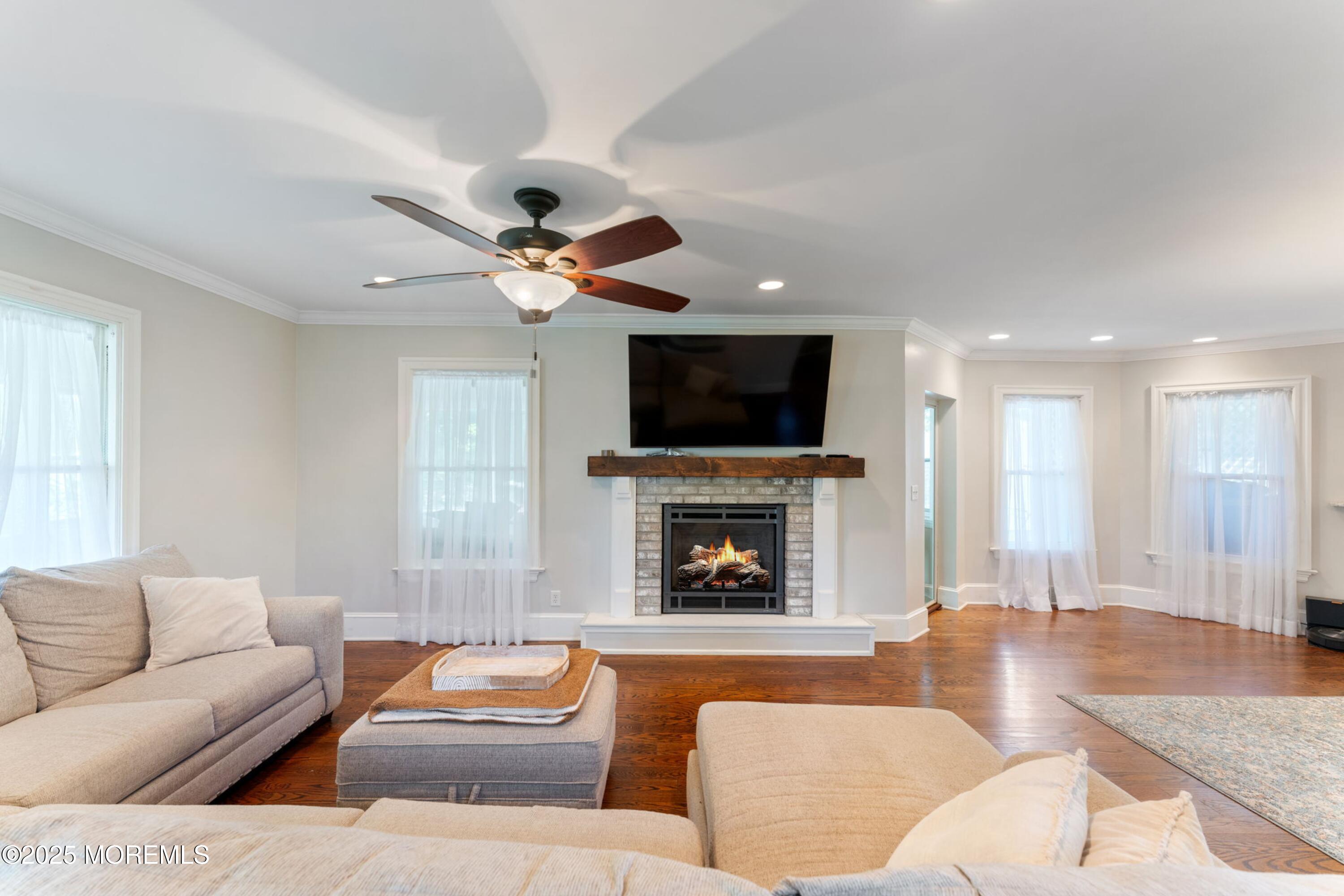 104 South Street Eatontown, NJ 07724 - Photo 9 of 43 23