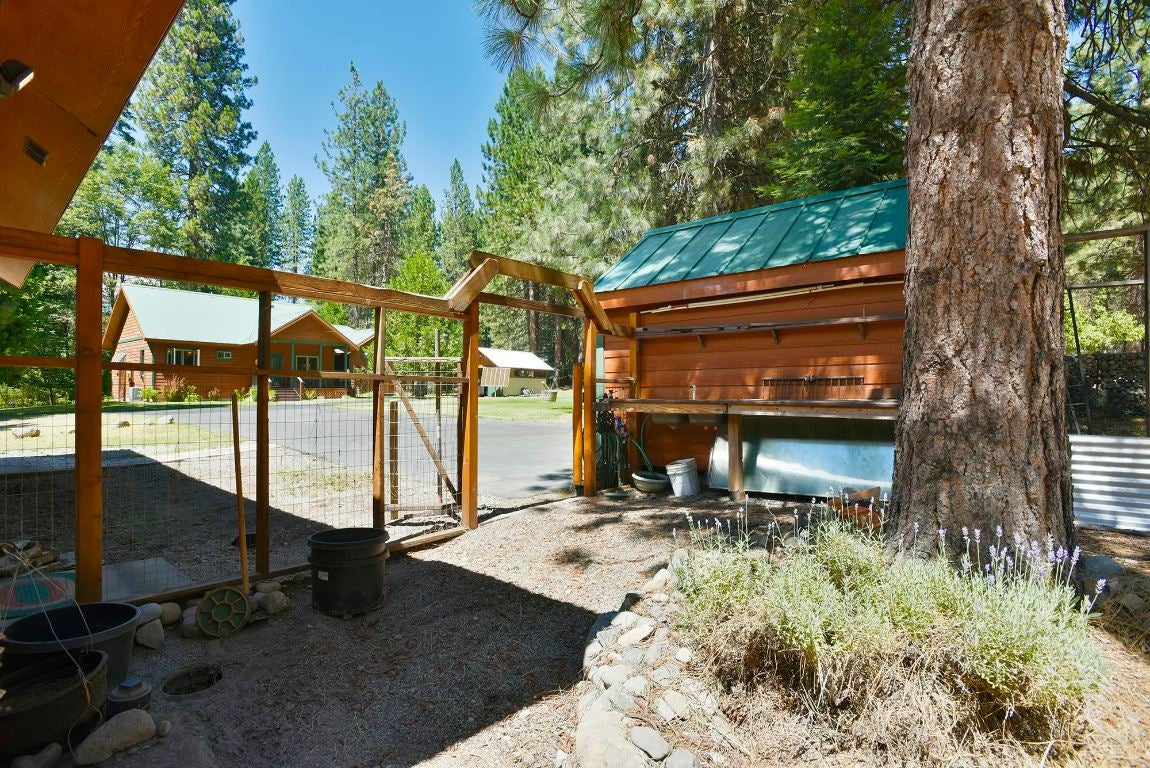 712 Mill Road McCloud, CA 96057 - Photo 38 of 45 Gallery Image 38