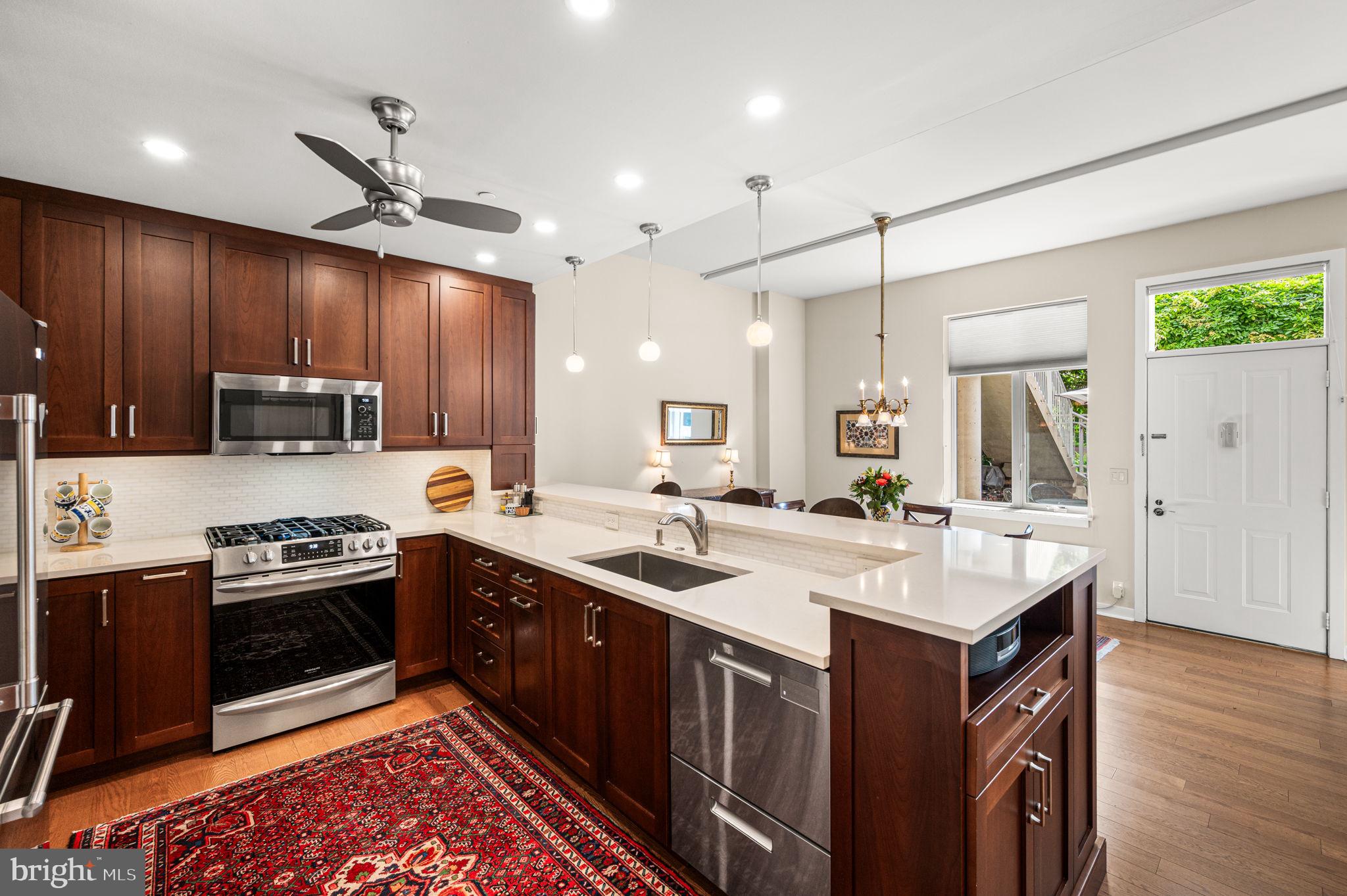1900 Hamilton Street, Unit C7 Philadelphia, PA 19130 - Photo 12 of 33 Kitchen
